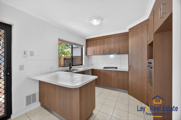 Elevated / 4 bedrooms 2 Bathroom Property | 3B Aughton Street Bayswater WA 6053 - Image 12