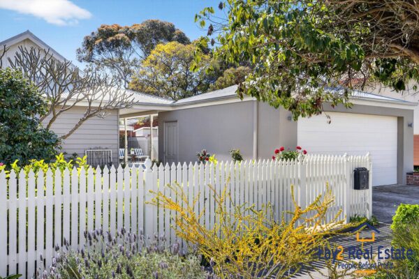 The Entertainer’s Paradise You’ve Been Waiting For! 15 Roberts Street Bayswater WA - Image 3