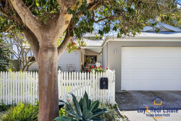 The Entertainer’s Paradise You’ve Been Waiting For! 15 Roberts Street Bayswater WA - Image 2