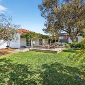 Cottage Elegance Surrounded by Whimsical Gardens | 2 Gilbert Street Bayswater WA - Image 23