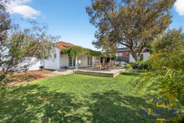 Cottage Elegance Surrounded by Whimsical Gardens | 2 Gilbert Street Bayswater WA - Image 23