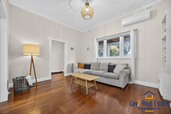 Cottage Elegance Surrounded by Whimsical Gardens | 2 Gilbert Street Bayswater WA - Image 7