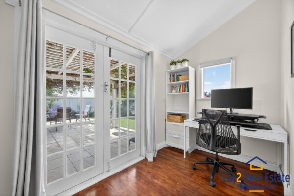 Cottage Elegance Surrounded by Whimsical Gardens | 2 Gilbert Street Bayswater WA - Image 18