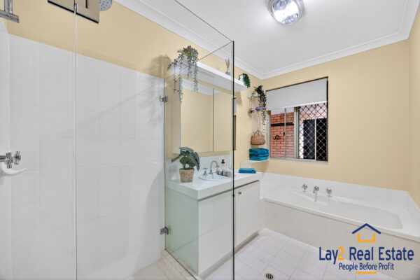 Effortless 3 Bedroom Villa Living in Bayswater WA - Image 14