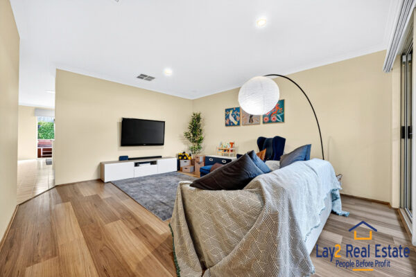 Effortless 3 Bedroom Villa Living in Bayswater WA - Image 5