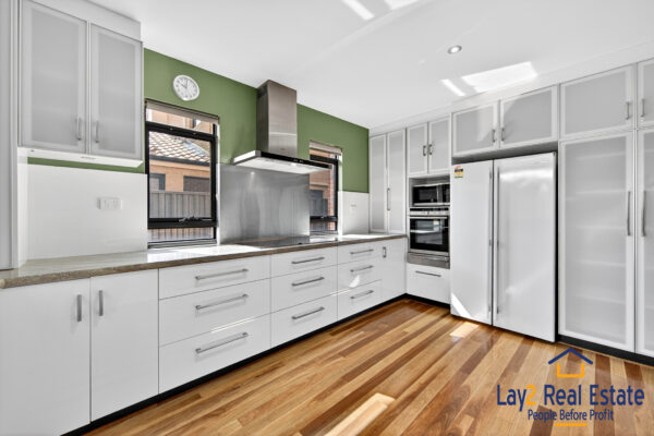Spacious Mount Pleasant Home with Light, Style and Lifestyle Appeal - Image 9