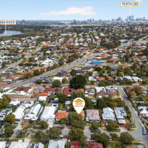 Spacious Family Living in an Exclusive Bayswater Cul-de-Sac Enclave - Image 32