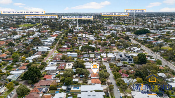 Spacious Family Living in an Exclusive Bayswater Cul-de-Sac Enclave - Image 33