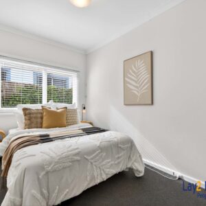 Spacious Family Living in an Exclusive Bayswater Cul-de-Sac Enclave - Image 24