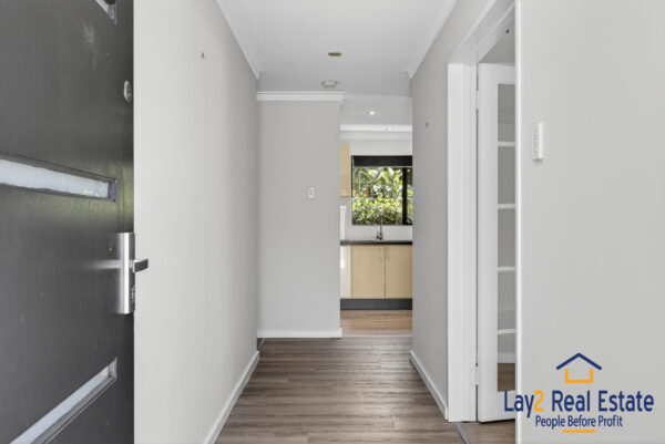 Walk to the River! Neat and Complete Three bedroom Home. 84 Crowther Street Bayswater WA 6053 - Image 4