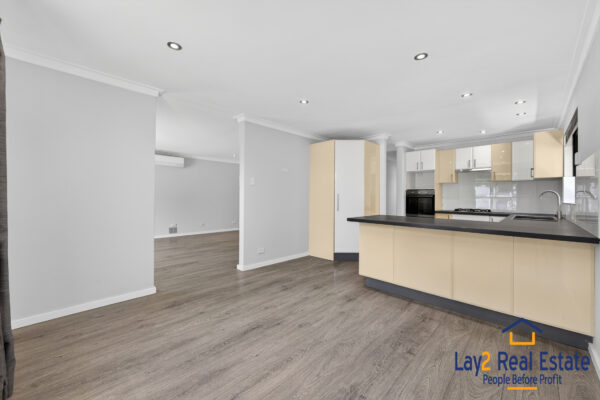 Walk to the River! Neat and Complete Three bedroom Home. 84 Crowther Street Bayswater WA 6053 - Image 8