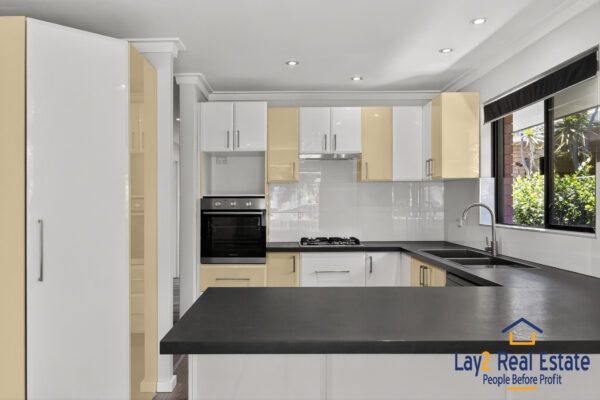 Walk to the River! Neat and Complete Three bedroom Home. 84 Crowther Street Bayswater WA 6053 - Image 10