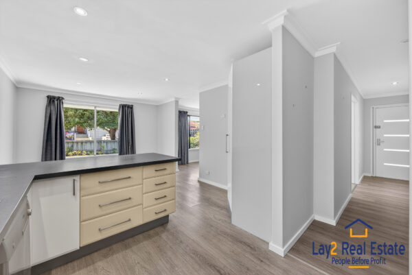 Walk to the River! Neat and Complete Three bedroom Home. 84 Crowther Street Bayswater WA 6053 - Image 13