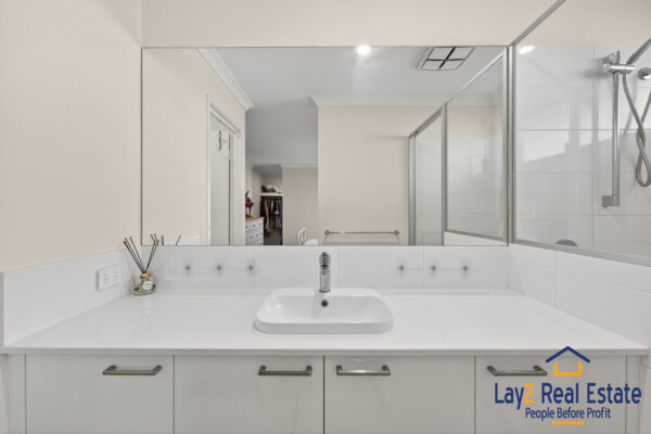 Contemporary Ease, Everyday Comfort | 131A York Street, Bedford WA 6052 - Image 14