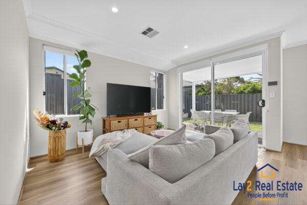 Contemporary Ease, Everyday Comfort | 131A York Street, Bedford WA 6052 - Image 5