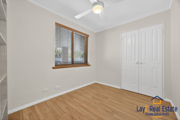 Three Bed Villa with Two Car Bays. Walk to Maylands Cafes and Train Station! - Image 11