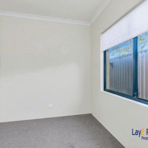 Walk to Beckenham Train Station - 3x2x2 Home For Sale - Image 11