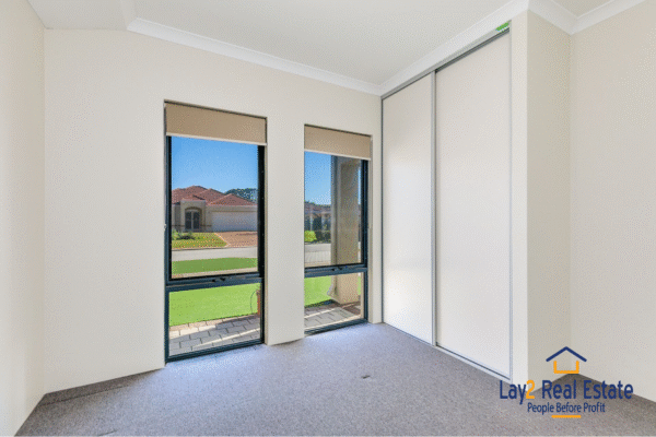 Walk to Beckenham Train Station - 3x2x2 Home For Sale - Image 10