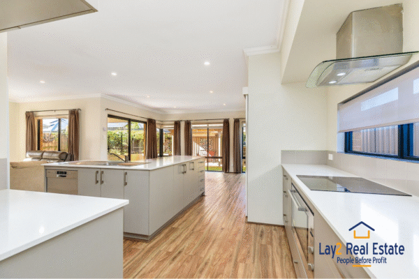 Walk to Beckenham Train Station - 3x2x2 Home For Sale - Image 6