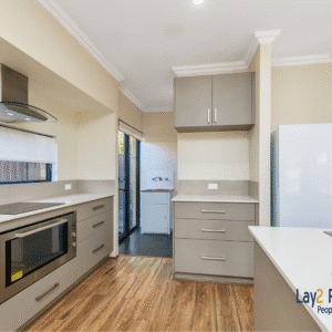 Walk to Beckenham Train Station - 3x2x2 Home For Sale - Image 8