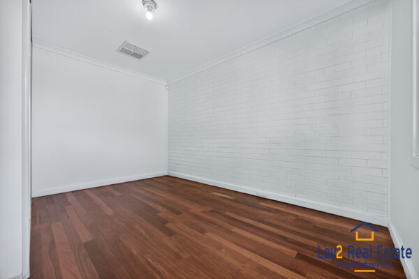 Perfectly Presented and Positioned | 85 Fernhurst Crescent, Balga WA 6061 - Image 15