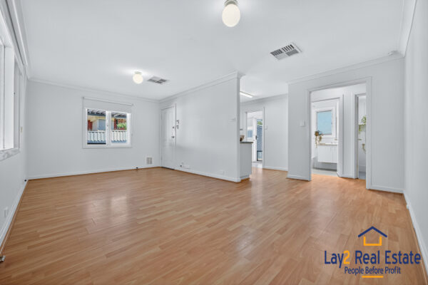 Perfectly Presented and Positioned | 85 Fernhurst Crescent, Balga WA 6061 - Image 7