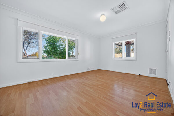 Perfectly Presented and Positioned | 85 Fernhurst Crescent, Balga WA 6061 - Image 8