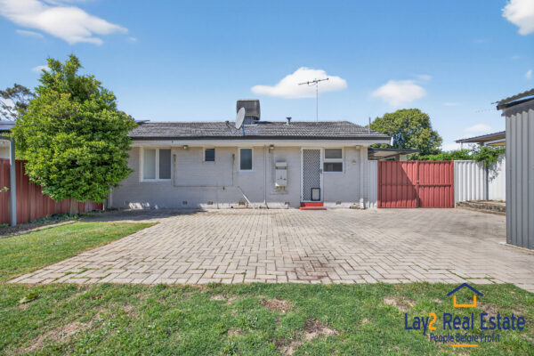 Perfectly Presented and Positioned | 85 Fernhurst Crescent, Balga WA 6061 - Image 26