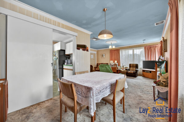 Bayswater Beauty in Disguise! 19 Flora Avenue Bayswater WA 6053 - Image 7