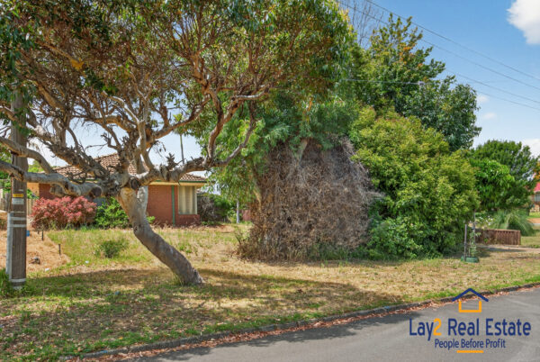 Bayswater Beauty in Disguise! 19 Flora Avenue Bayswater WA 6053 - Image 29
