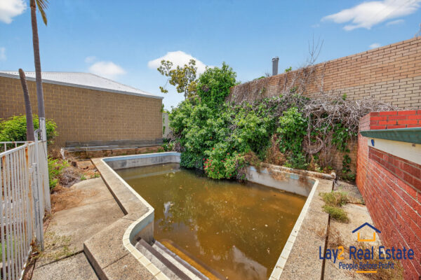 Bayswater Beauty in Disguise! 19 Flora Avenue Bayswater WA 6053 - Image 26