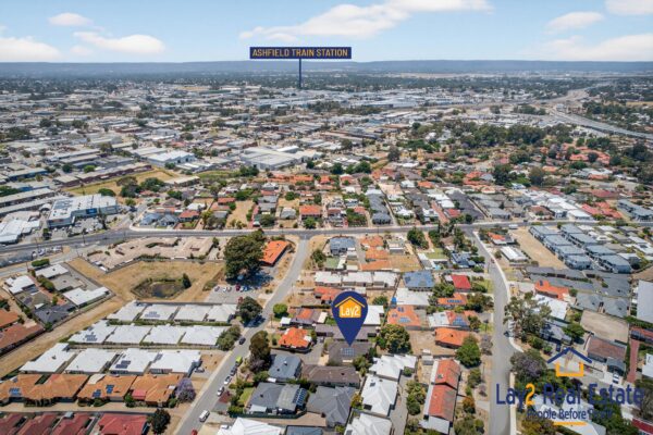 4-Bedroom Family Home Designed for Entertaining | 11B Hudson St Bayswater WA 6053 - Image 28