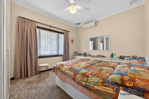 Classic 1950s Living with Room to Make It Your Own | 21 John Street Midland WA 6056 - Image 15