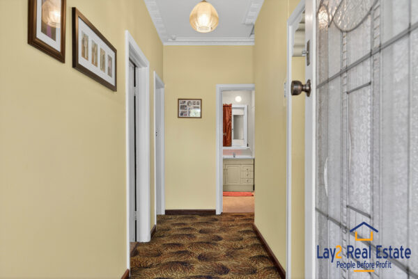 Classic 1950s Living with Room to Make It Your Own | 21 John Street Midland WA 6056 - Image 5