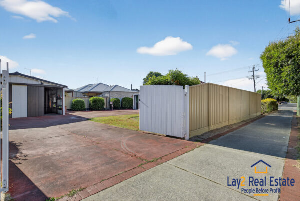 Classic 1950s Living with Room to Make It Your Own | 21 John Street Midland WA 6056 - Image 24