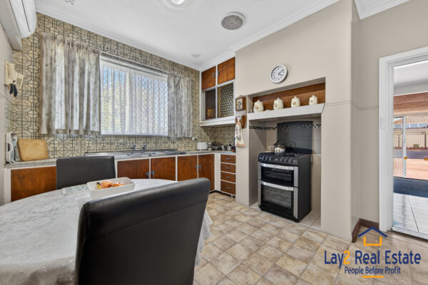 Classic 1950s Living with Room to Make It Your Own | 21 John Street Midland WA 6056 - Image 12
