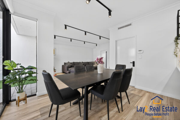 Architectural Elegance Meets Modern Living in Maylands | 4/104 Eighth Avenue Maylands WA - Image 9