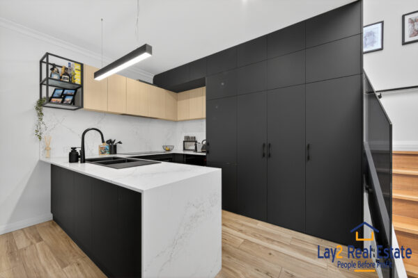 Architectural Elegance Meets Modern Living in Maylands | 4/104 Eighth Avenue Maylands WA - Image 12