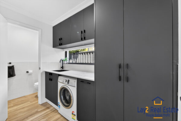 Architectural Elegance Meets Modern Living in Maylands | 4/104 Eighth Avenue Maylands WA - Image 16