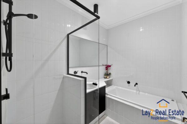 Architectural Elegance Meets Modern Living in Maylands | 4/104 Eighth Avenue Maylands WA - Image 23