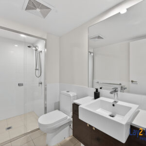 A Xmas Cracker!  99/1 Rowe Avenue Rivervale WA 6103 - Image 15