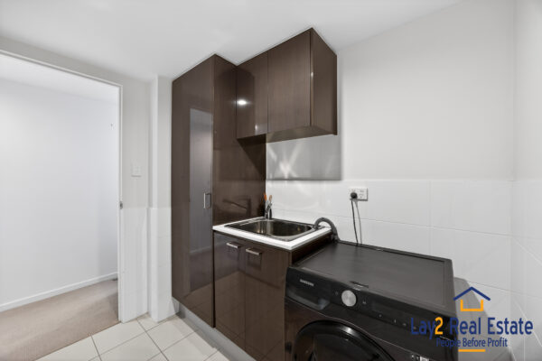 A Xmas Cracker!  99/1 Rowe Avenue Rivervale WA 6103 - Image 16