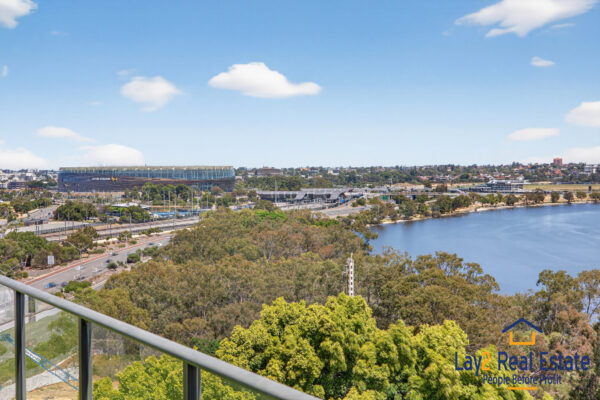 A Xmas Cracker!  99/1 Rowe Avenue Rivervale WA 6103 - Image 22