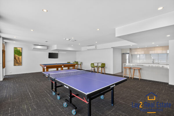 A Xmas Cracker!  99/1 Rowe Avenue Rivervale WA 6103 - Image 27