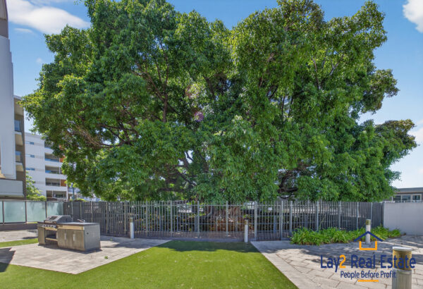 A Xmas Cracker!  99/1 Rowe Avenue Rivervale WA 6103 - Image 30