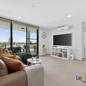 A Xmas Cracker!  99/1 Rowe Avenue Rivervale WA 6103 - Image 7