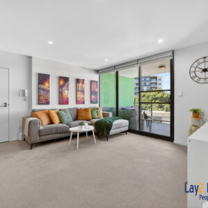 A Xmas Cracker!  99/1 Rowe Avenue Rivervale WA 6103 - Image 8