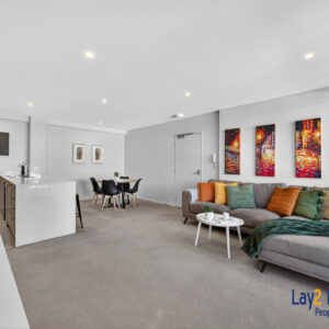 A Xmas Cracker!  99/1 Rowe Avenue Rivervale WA 6103 - Image 9