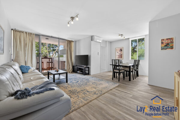 Views Over the Swan River. Unit 11, 12 Wall Street Maylands WA - Image 4