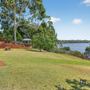 Views Over the Swan River. Unit 11, 12 Wall Street Maylands WA - Image 30
